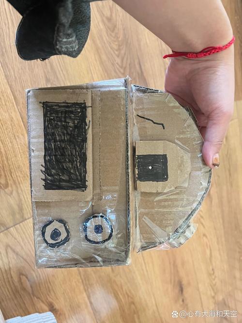 用創(chuàng)意捕捉成長 幼兒園DIY相機(jī)與攝像制作服務(wù)指南
